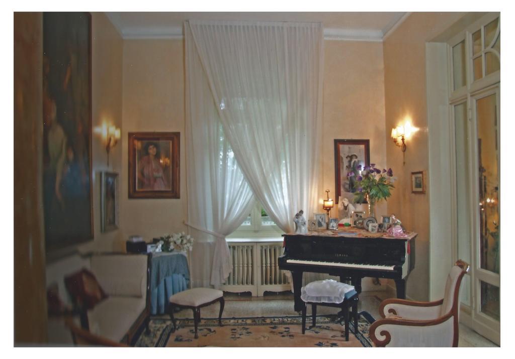 Villa V Μπρέσια Εξωτερικό φωτογραφία